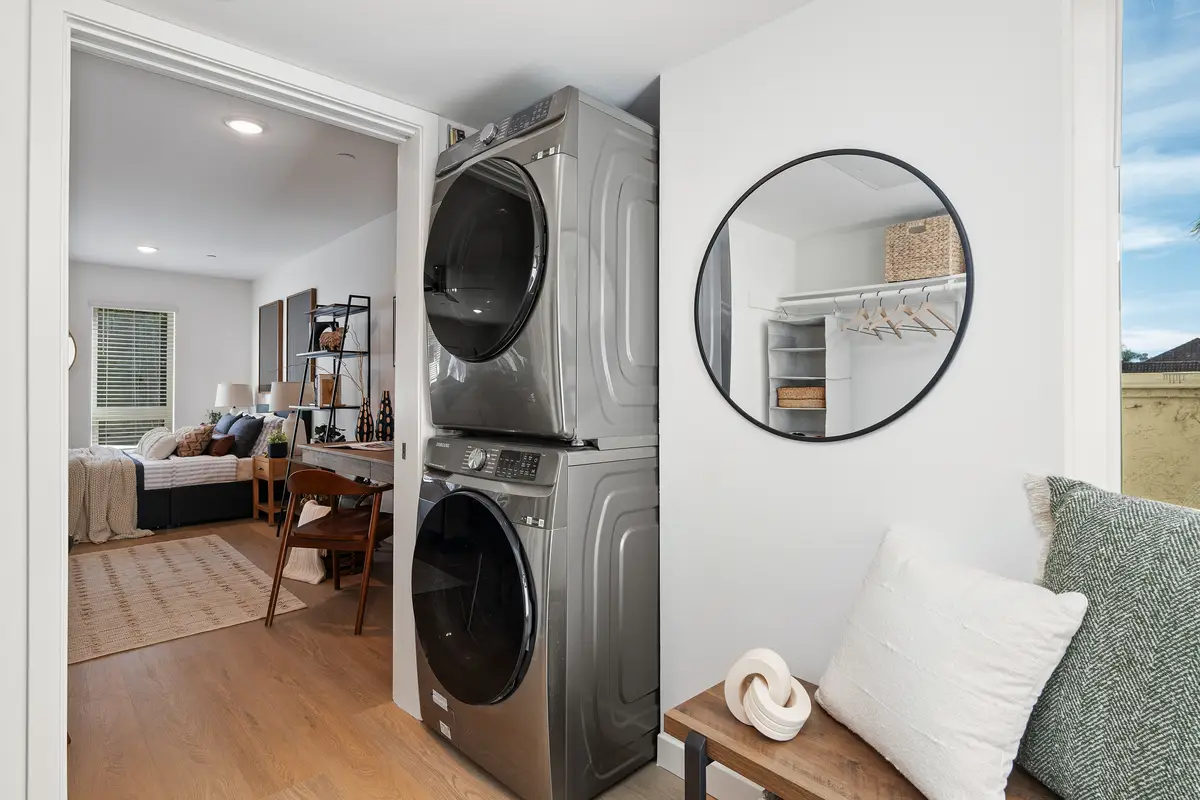 14_11277390_165586_165586-EI-114 copy 2