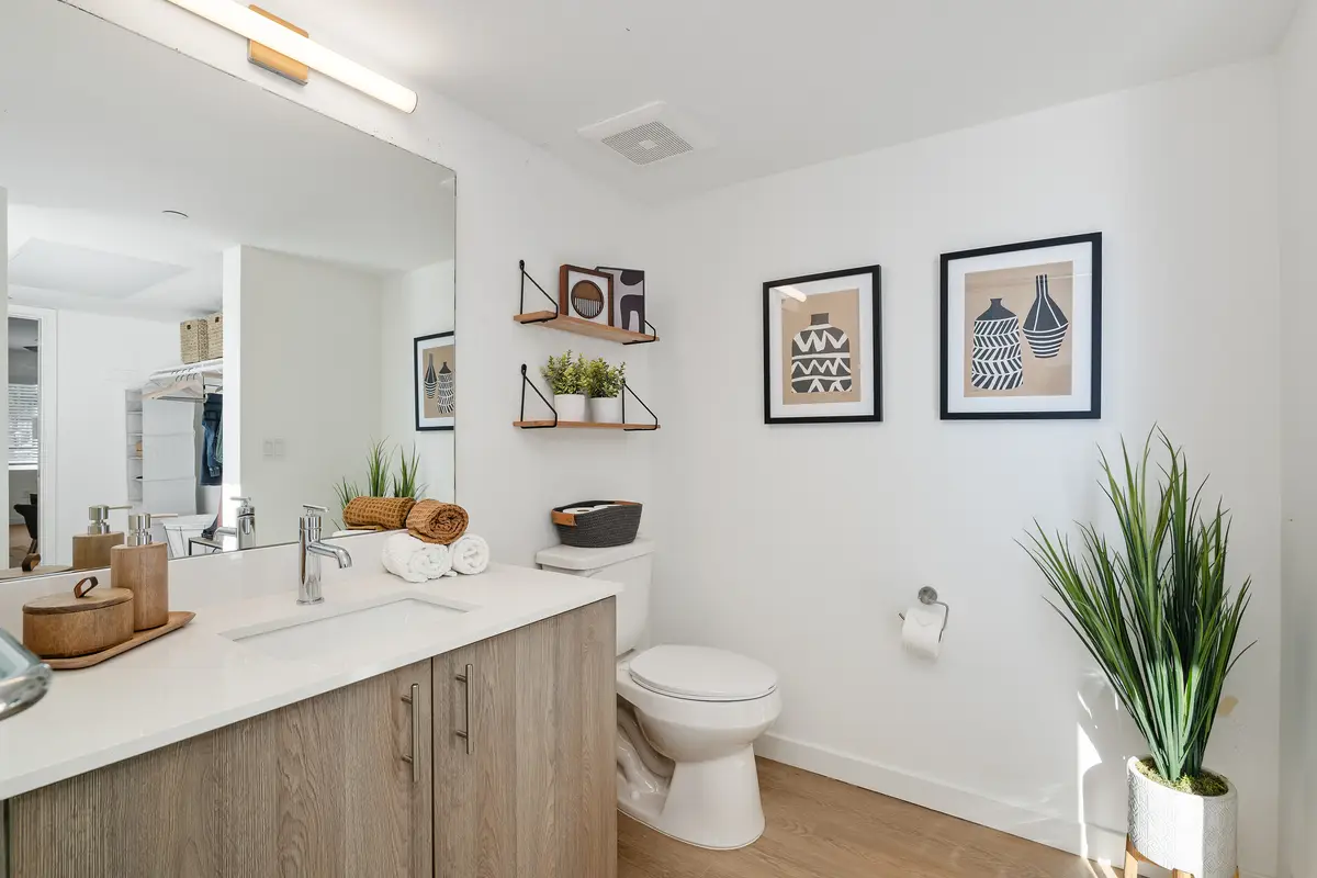 17_11277394_165586_165586-EI-117 copy 2