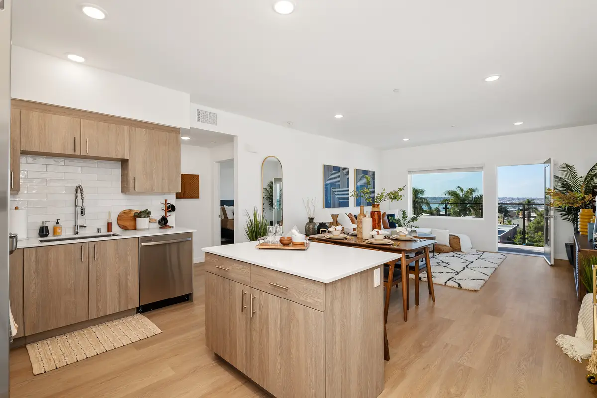 4_11277920_165587_165587-EI-104 copy 2